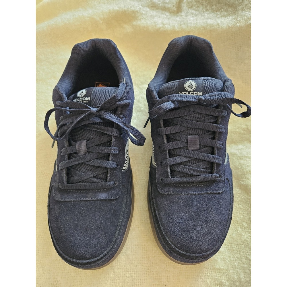 NWOB Volcom Men's Hybrid Skate Inspired Blue Suede Comp Toe Work Sneakers, Sz.10